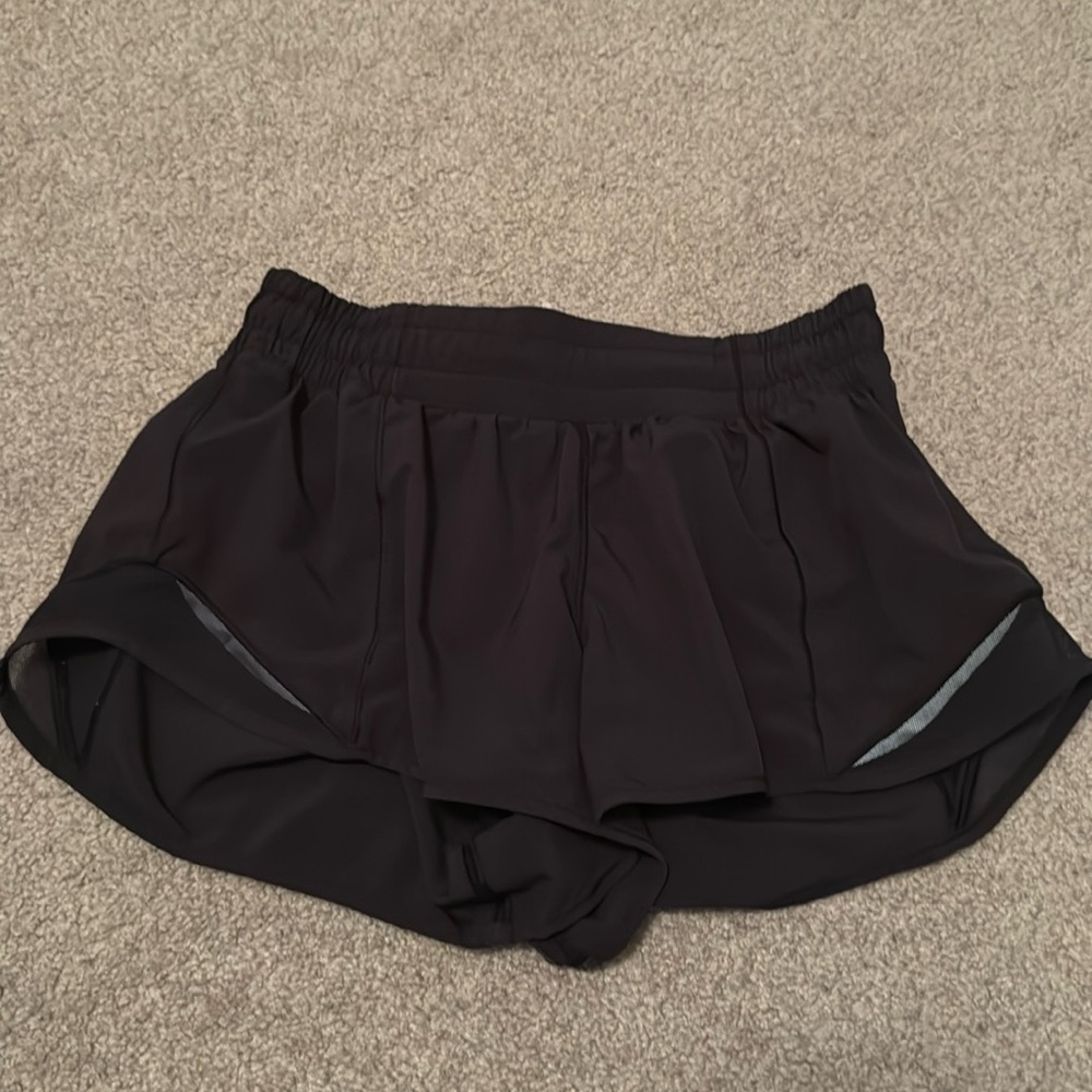 Lululemon shorts - Picture 1 of 6